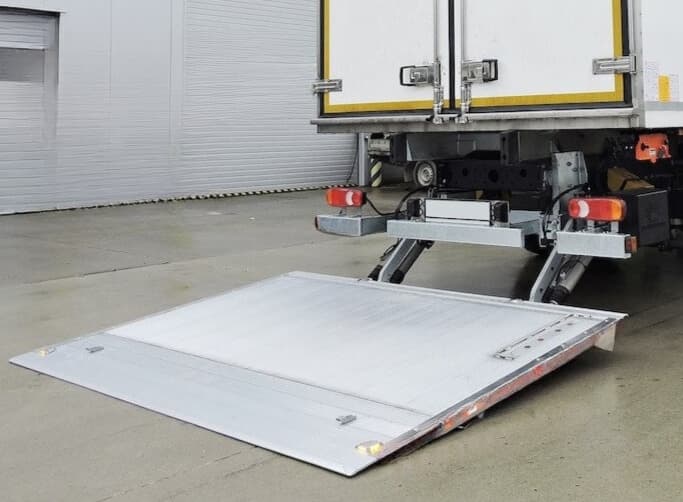 2000 KG Alüminyum Kamyon Lifti